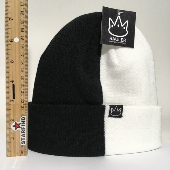 Half Black White 2 Two Tone Beanie Knit Cap Hat - Picture 2 of 4